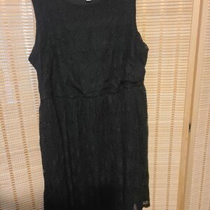 Sleeveless Lace Dress
